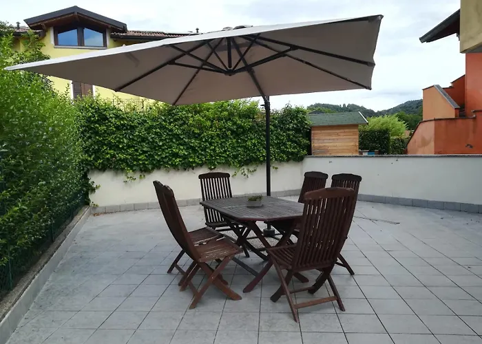 Appartamento Con Terrazza E Giardino In Val D\'Intelvi