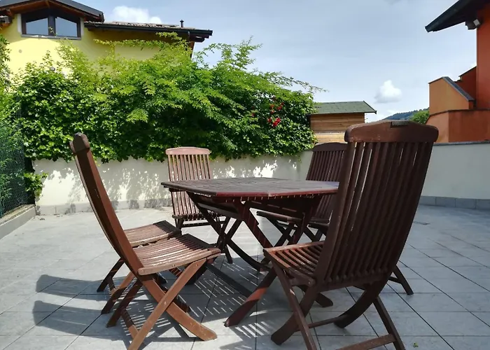 Appartamento Con Terrazza E Giardino In Val D\'Intelvi